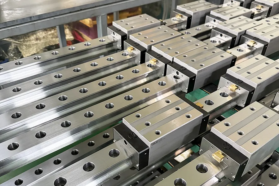 what are linear rails