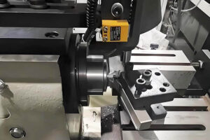 metal cutting machine tools